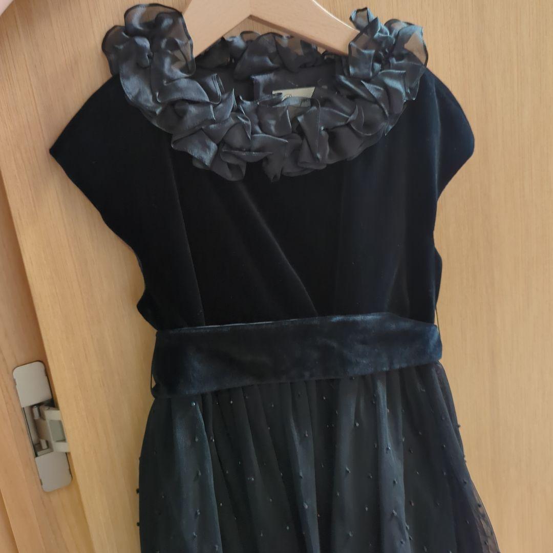 ブラックノースリーブワンピース