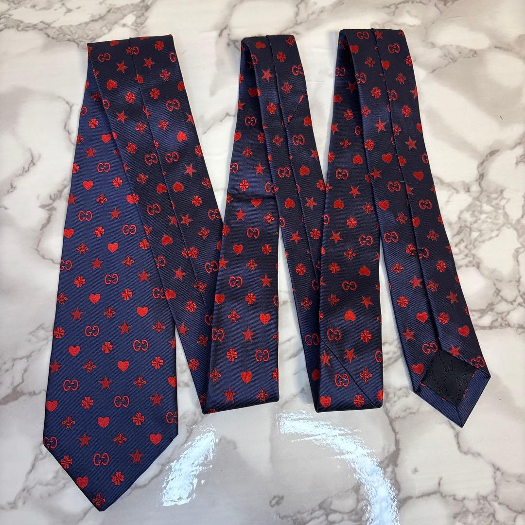 【極美品✨】GUCCI ネクタイ　ネイビー　レッド　ビー　蜂　GG 赤　紺　刺繍