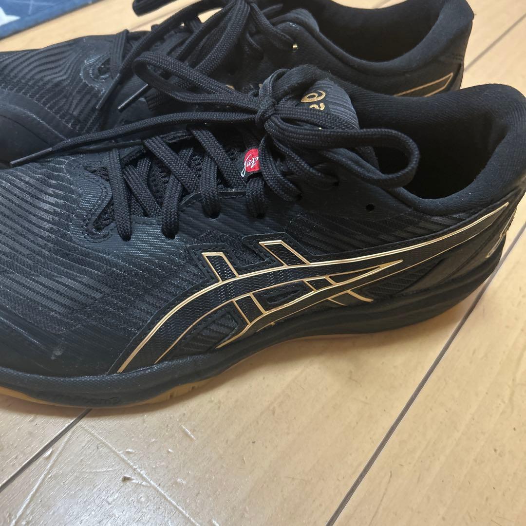 asics バレーボールシューズ 黒