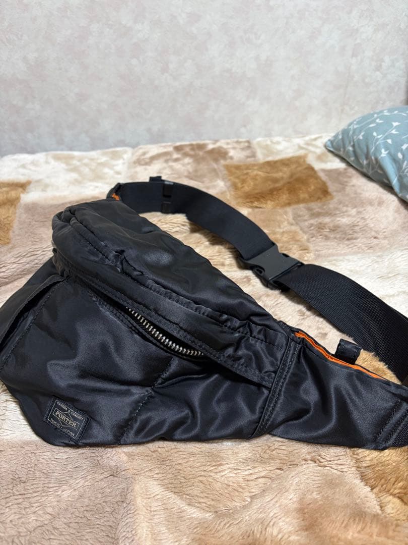 美品 PORTER ボディバッグ ウエストバッグ ブラック タンカー