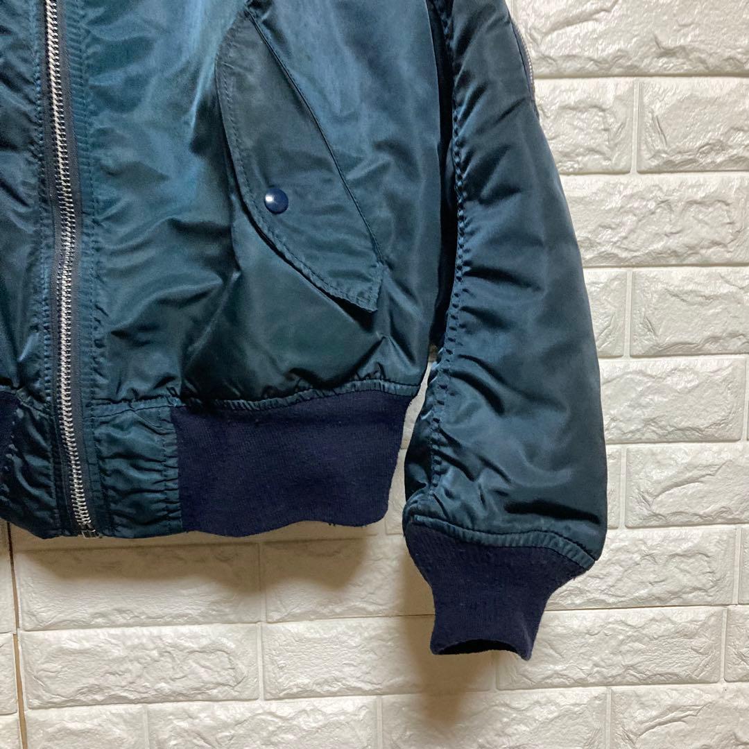 【アルファインダストリーズ】（M）MA1 フライトジャケット 米国製 ジップUP