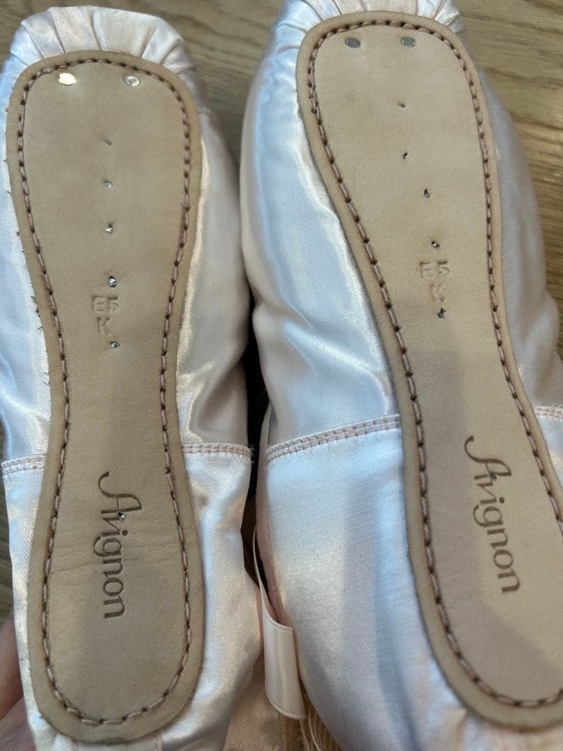 アビニヨン トゥシューズ　マークK E5￼