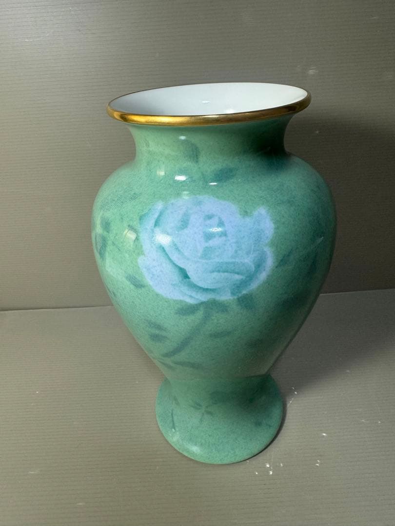 2580 深川製磁　彩色磁絵　花瓶　金彩