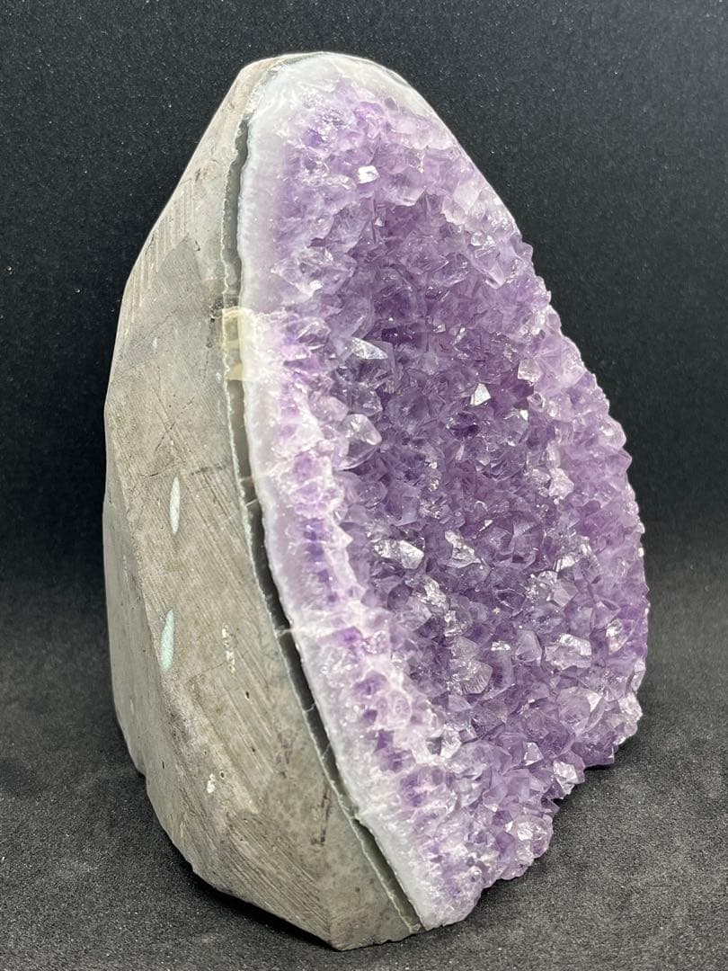 【目標達成】アメジストドーム 縦長型 875.5g