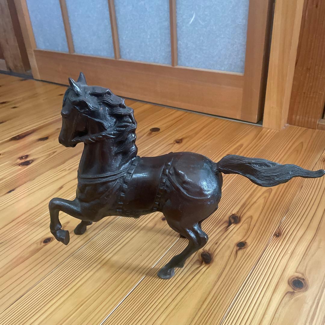 金属製 馬の置物 ダークブラウン