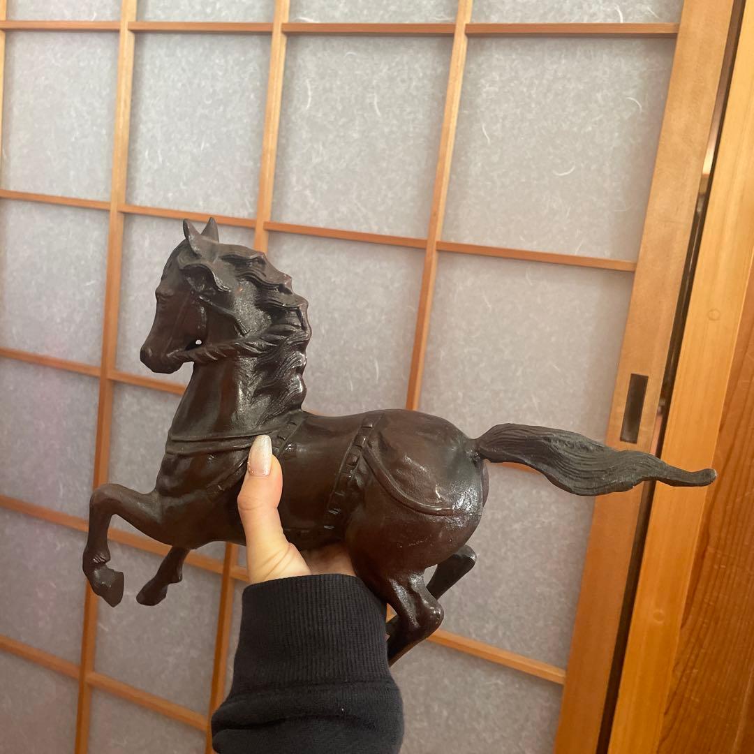 金属製 馬の置物 ダークブラウン