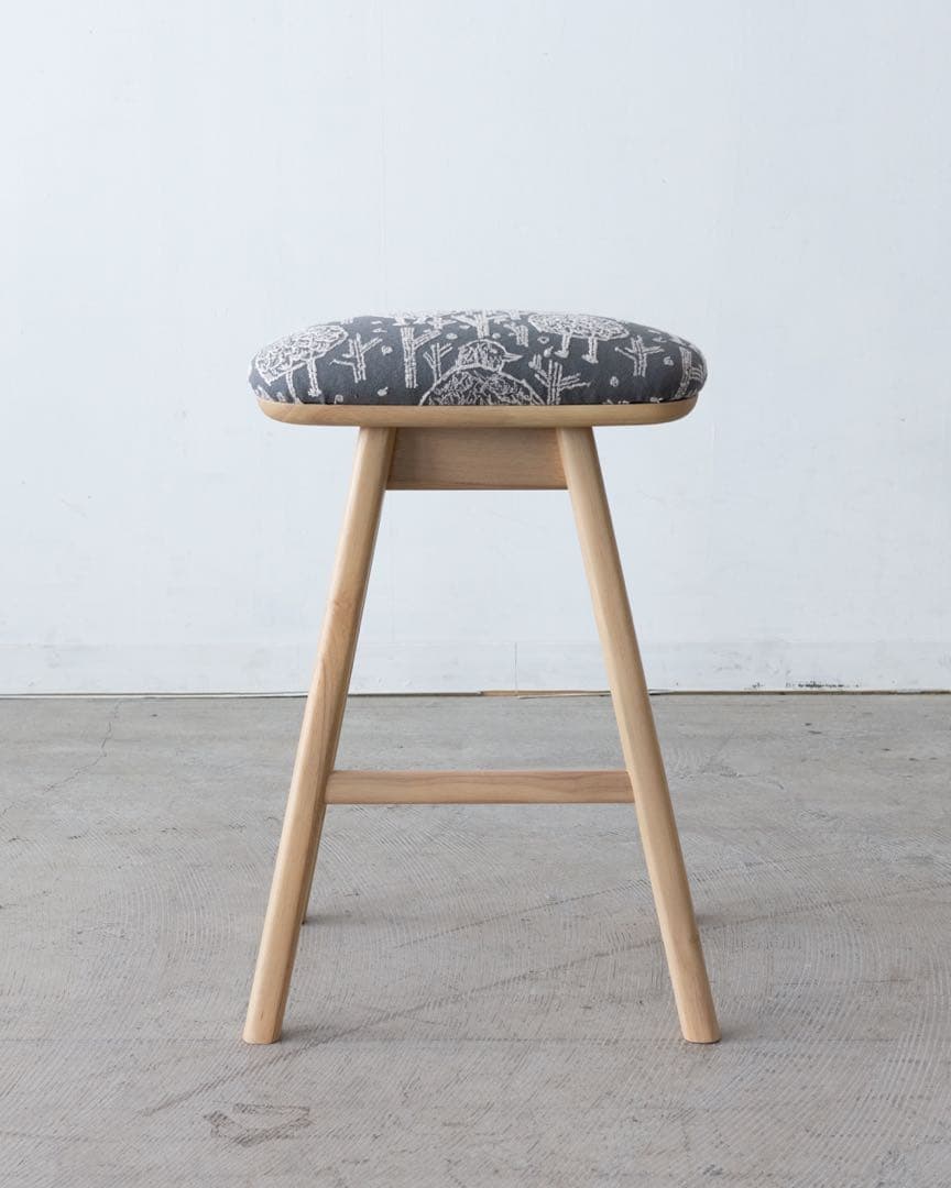 キッチンスツールNA H530 ミナペルホネン　 circle gray