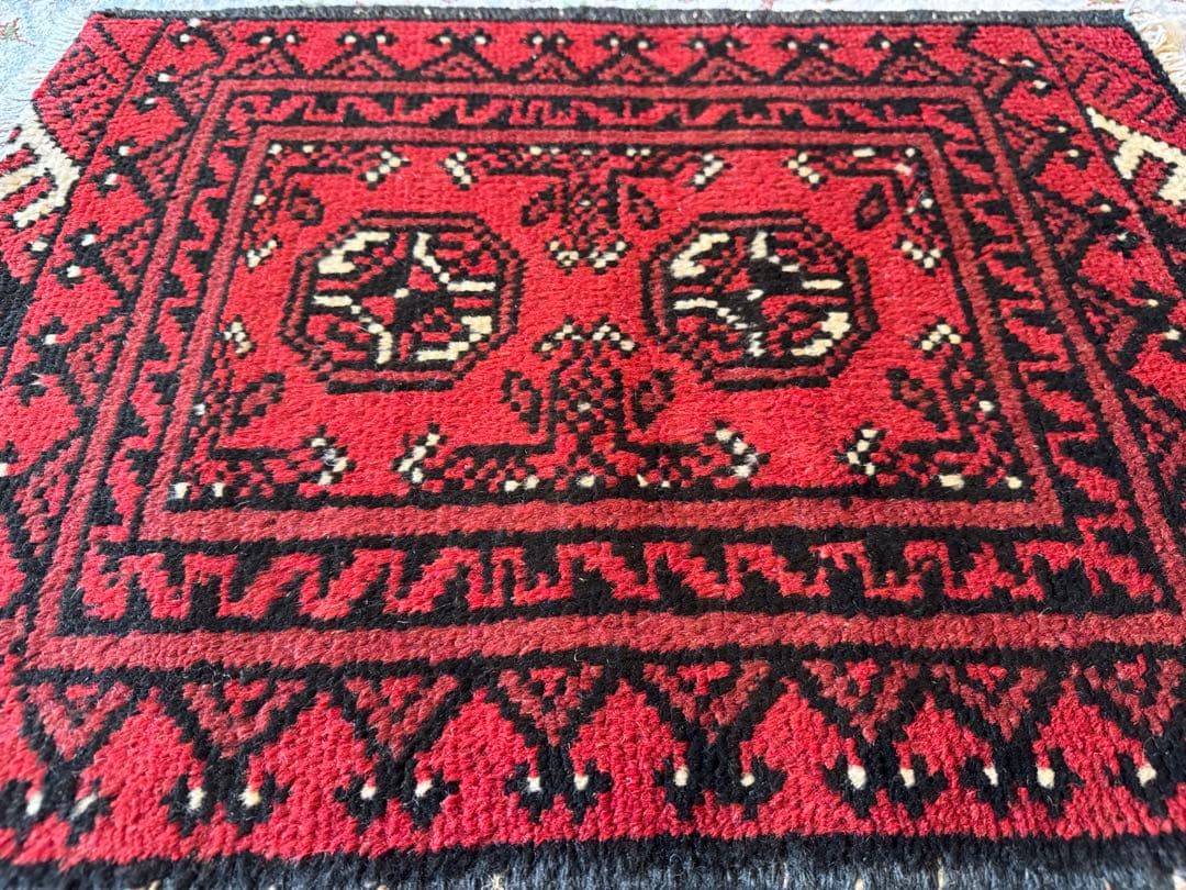 ペルシャ カール モハマディ ハンドメイド ラグ 51cm X 66cm