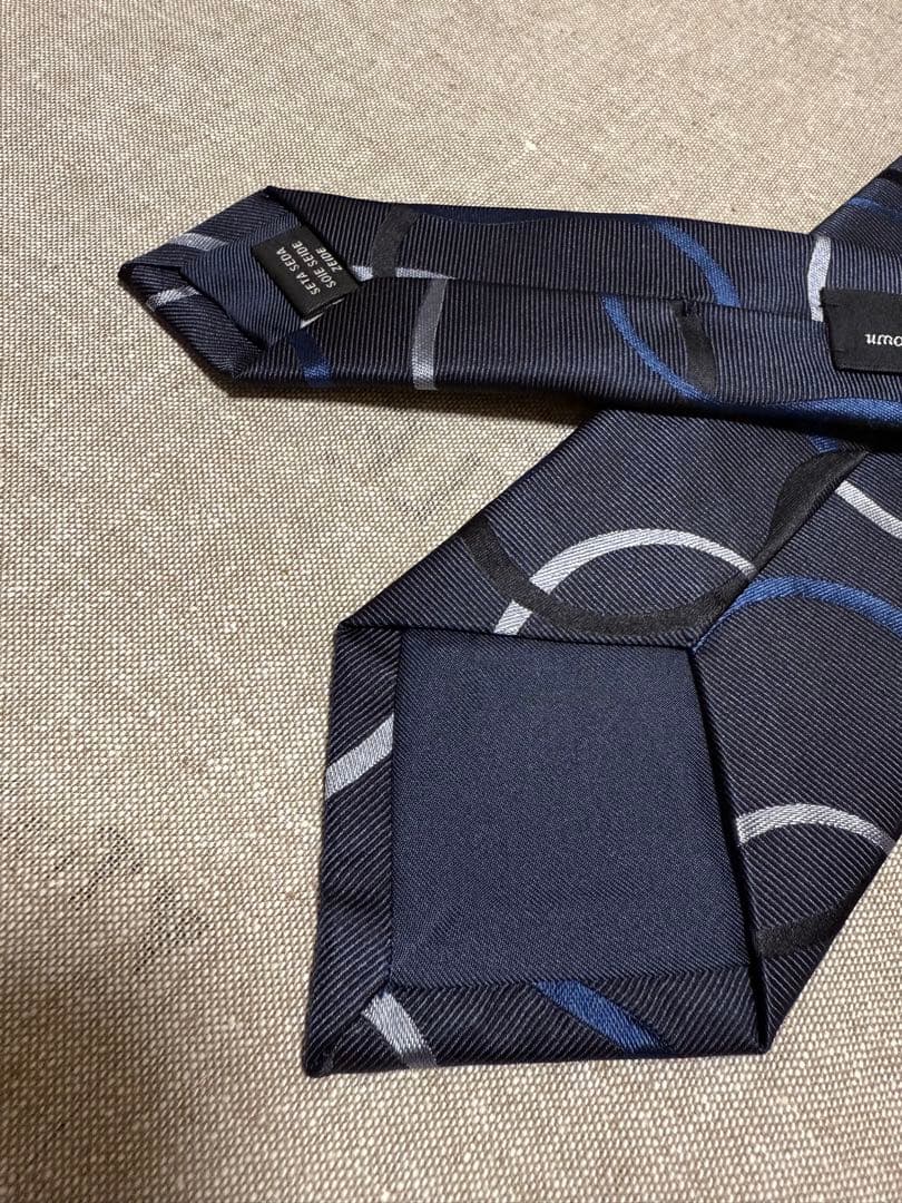 【新品】Holliday & Brown／WAVEジャガードタイ／ネイビー