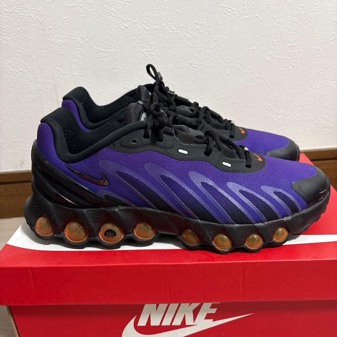 Nike dn8紫/黒 スニーカー