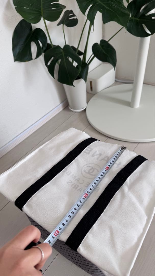 CHANEL キャンバストートバッグ ホワイト