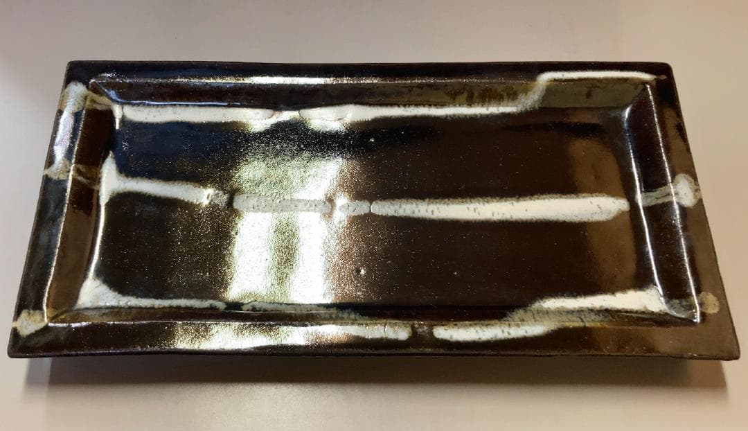 神谷正一 飴釉流文 角皿 【真作保証】