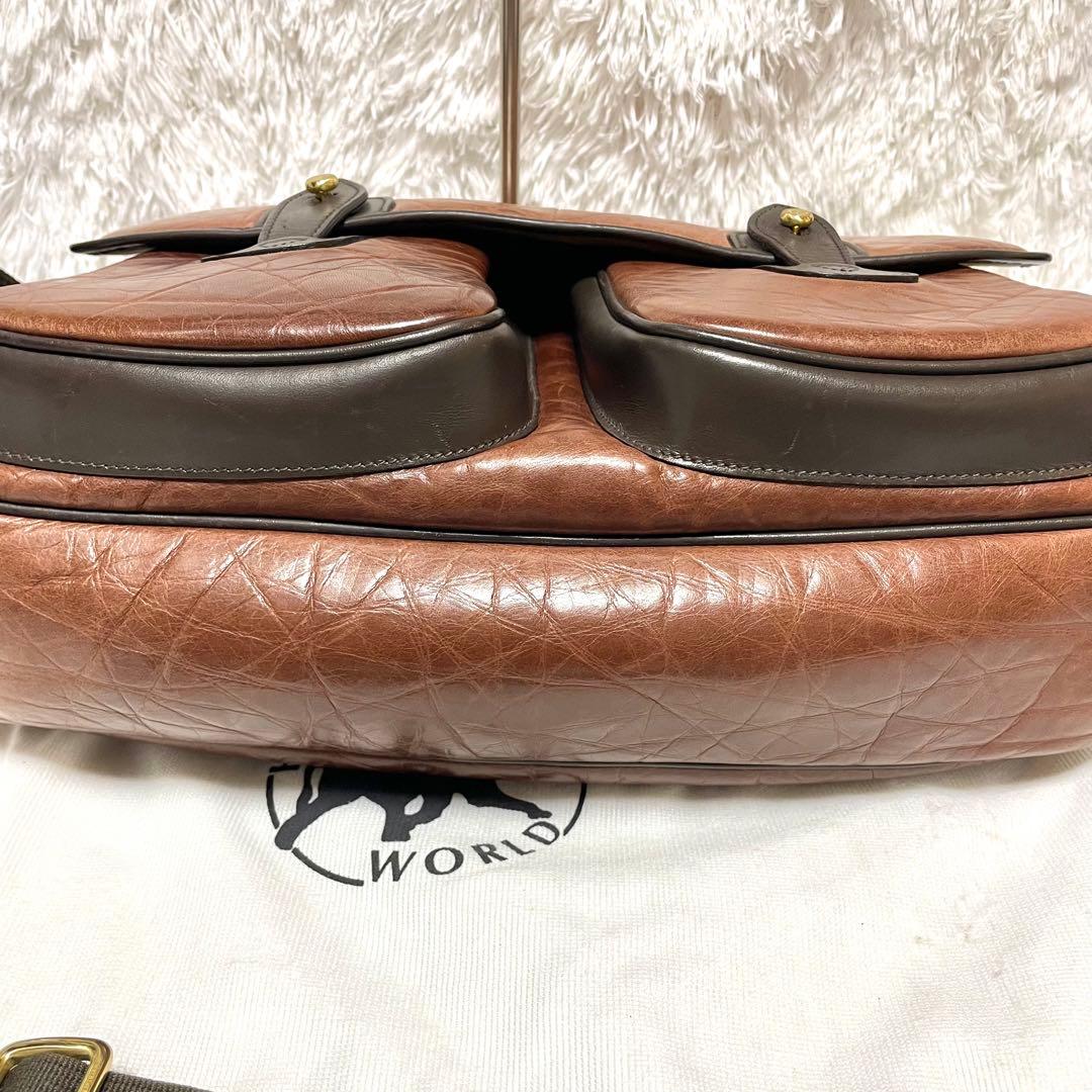 【極美品】ハンティングワールド バチューレザー メッセンジャーバッグ