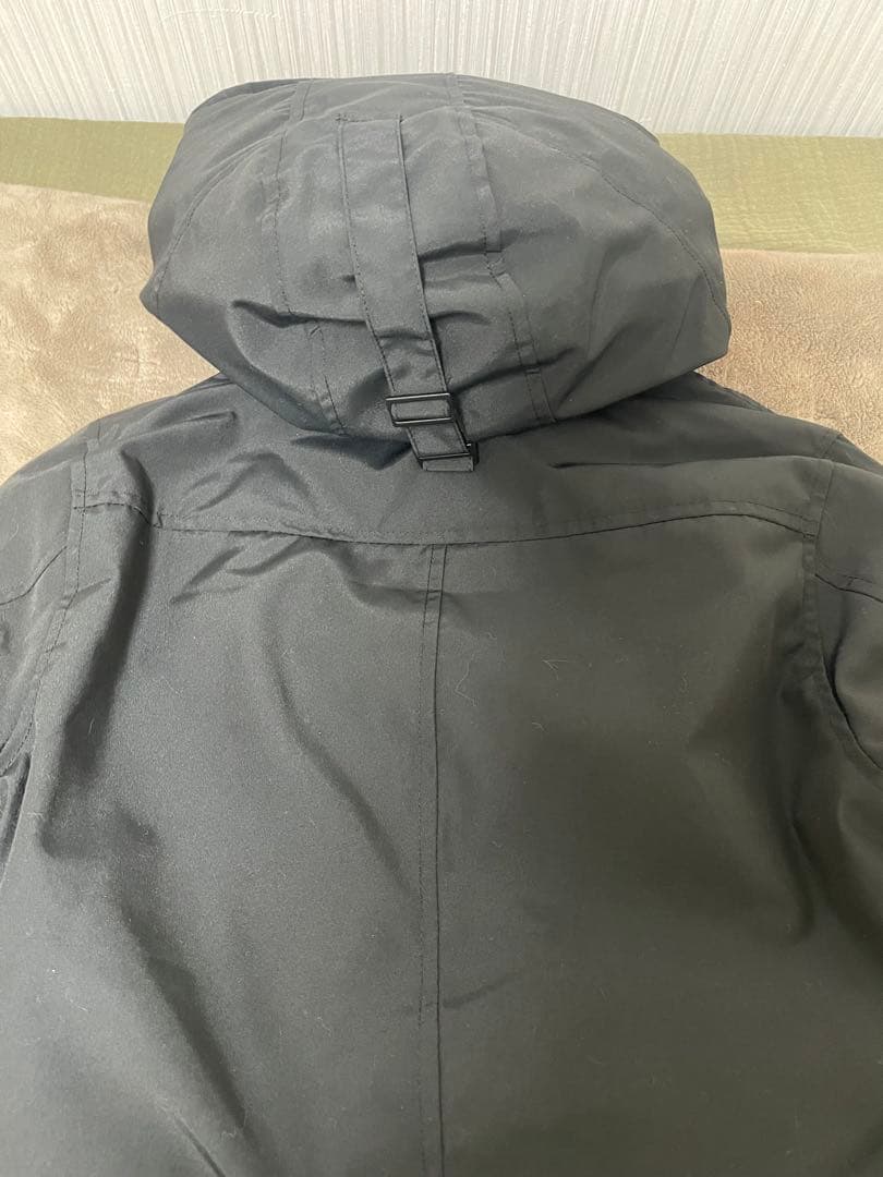 新品未使用　カナダグース  のアウター