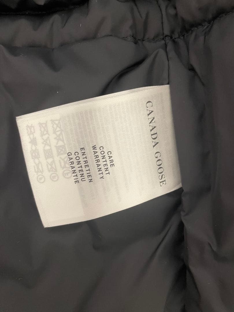新品未使用　カナダグース  のアウター