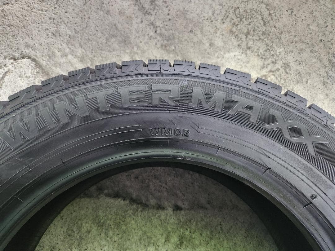 送料込☆2024年製 ダンロップ タイヤ 195/65R16 日本製☆2本