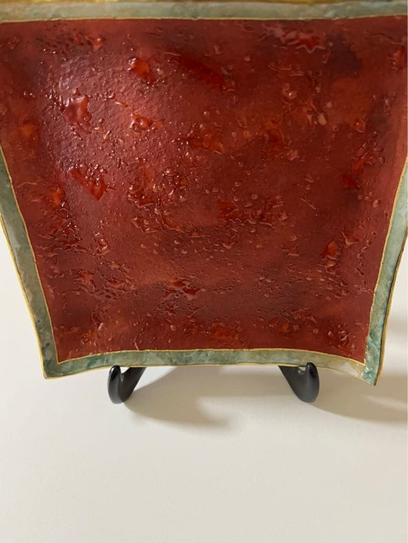 飾り皿　赤　吉田幸央