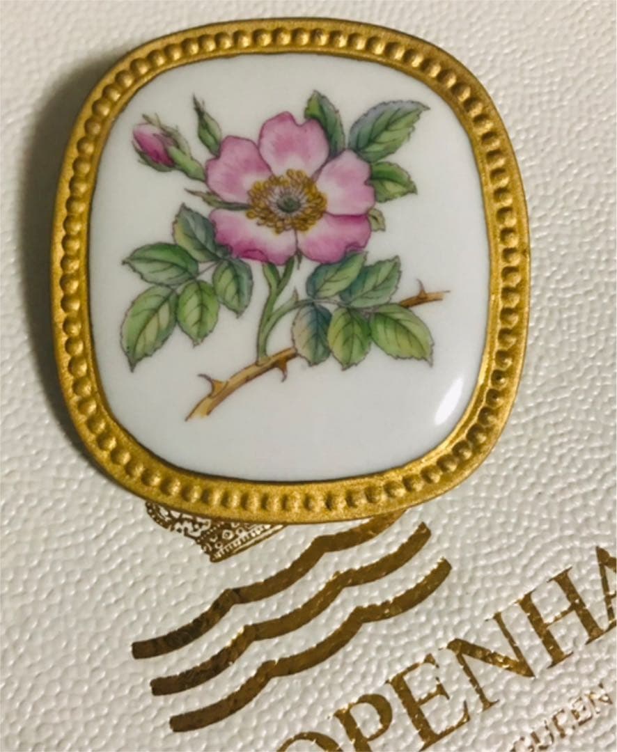 ロイヤルコペンハーゲン　フローラダニカ   野薔薇