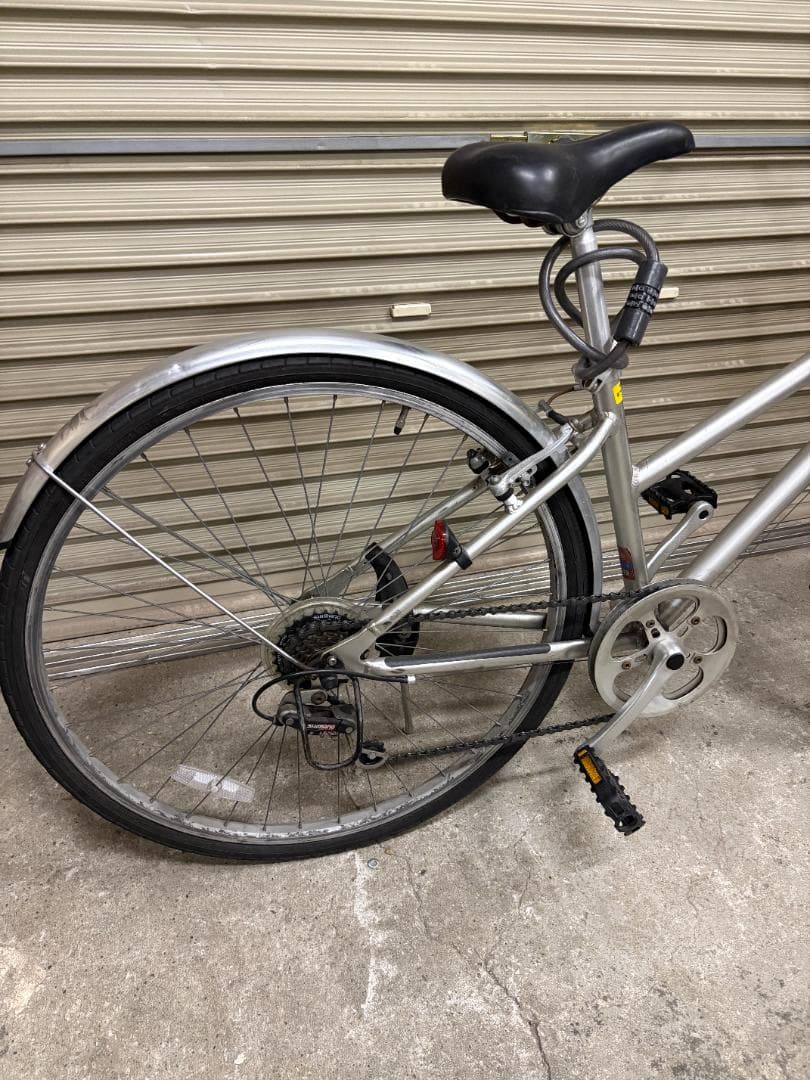 廃盤 無印良品 クロスバイク 700×38C アルミ シマノ6段 シルバー