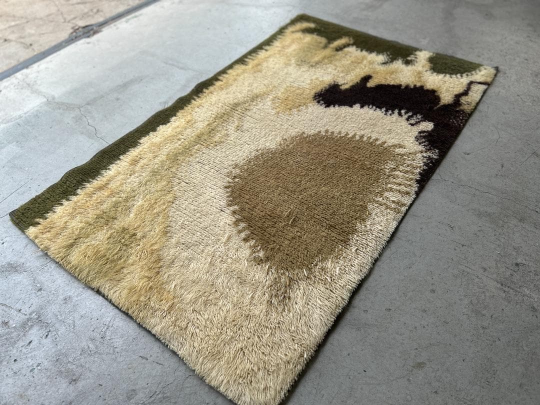 【80's Vintage rug】155×91cm　ブルガリア産　ファーラグ