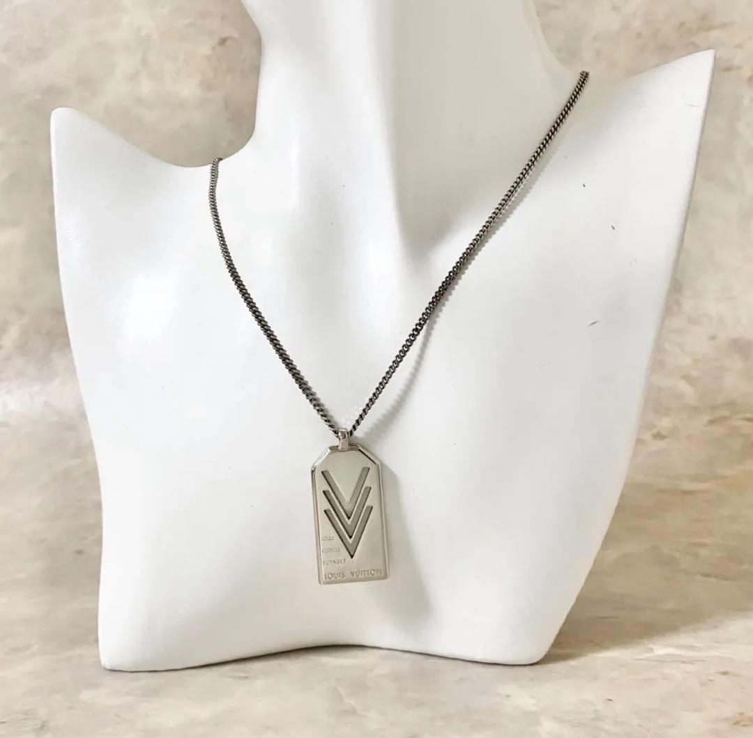 【美品】ルイヴィトン　プレートネックレス