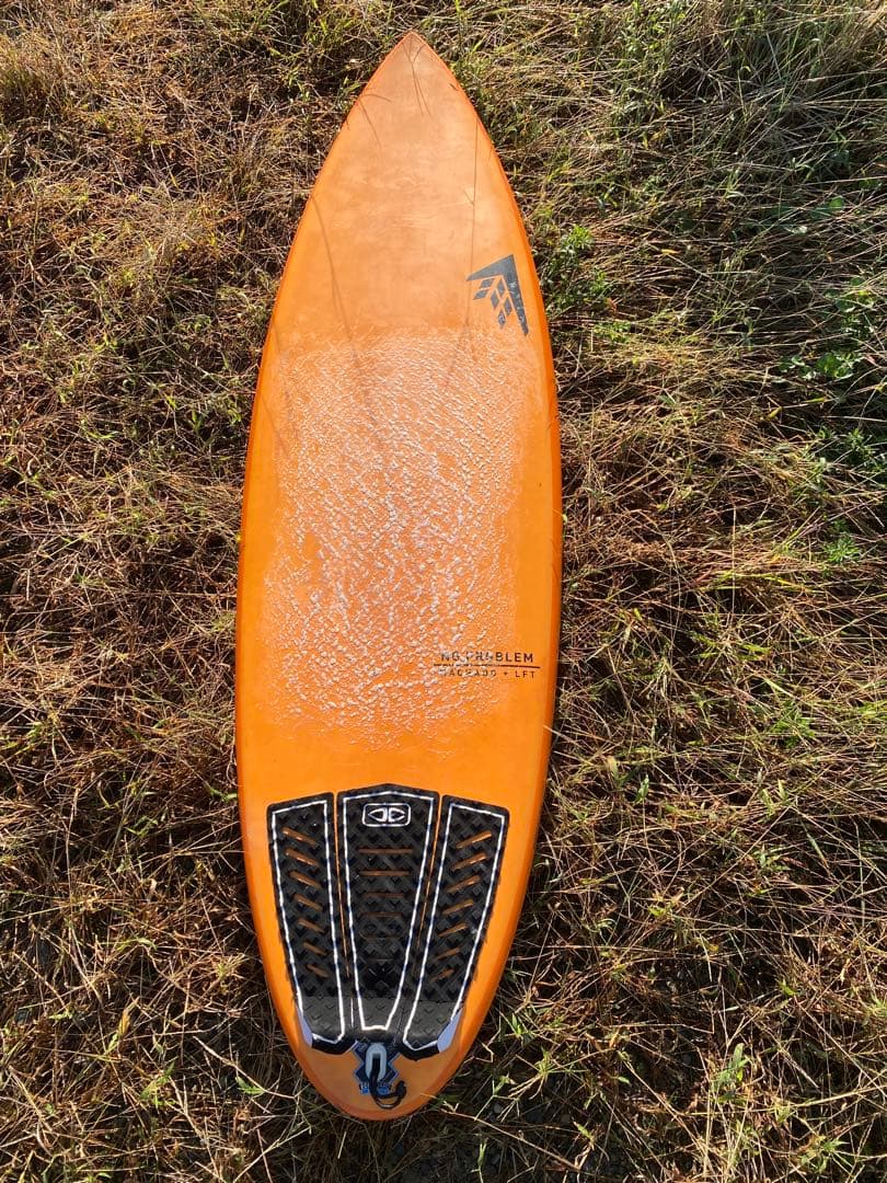 AファイヤーワイヤーロブマチャドNOPROBLEM 5.10ショートボード