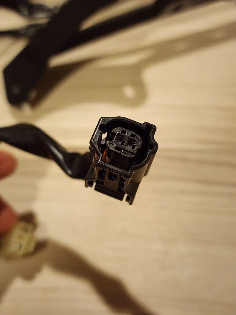 ヤマハ ワイズギア YZF-R25 フェンダーレスキッドナンバー灯 ウィンカー付