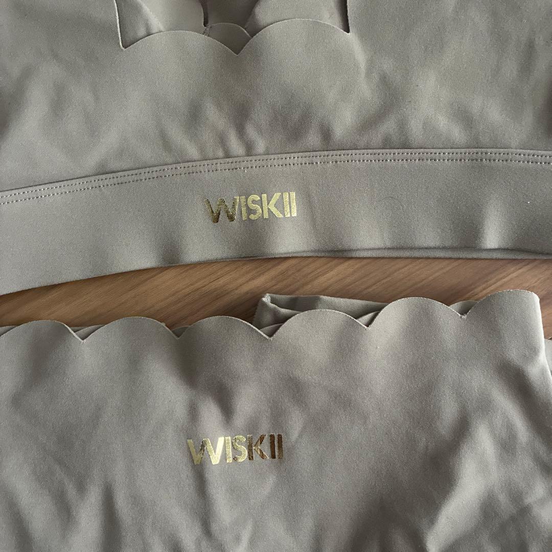 WISKI スカラップデザイン ヨガウェア セット