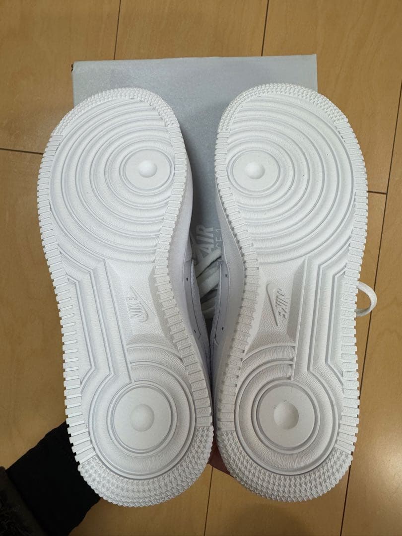 新品　Nike Air Force 1 ホワイト