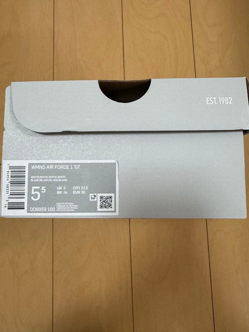 新品　Nike Air Force 1 ホワイト