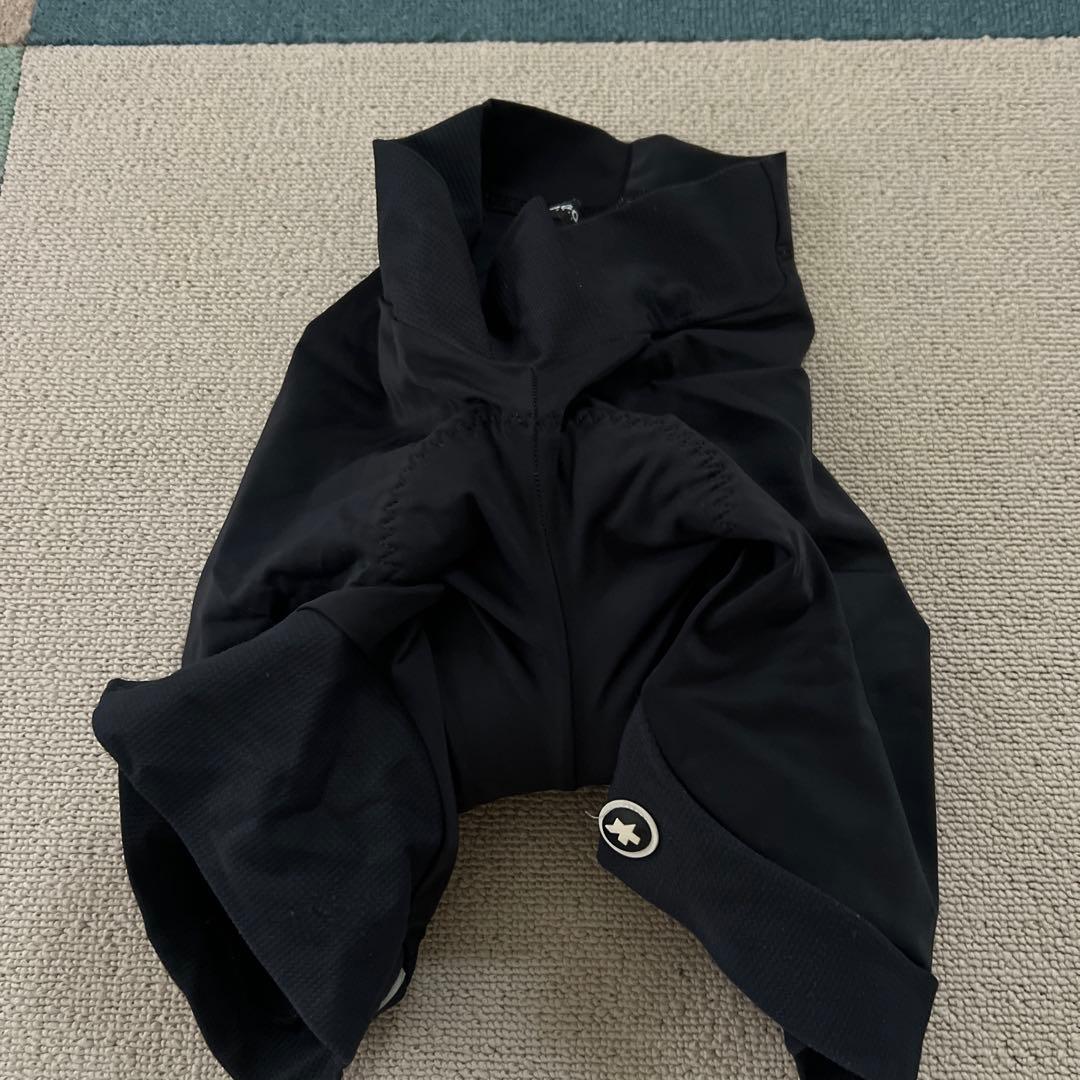 ASSOS レディースブラック サイクルショーツ