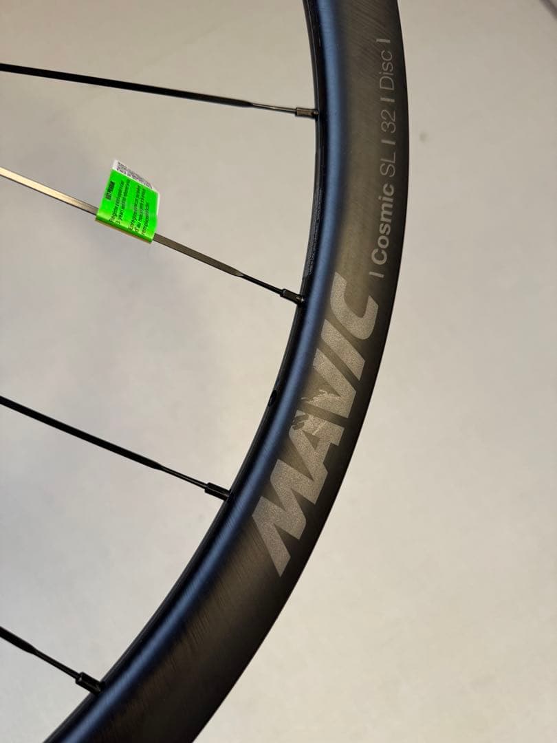 2025年現行モデル　MAVIC COSMIC SL 32 DISC
