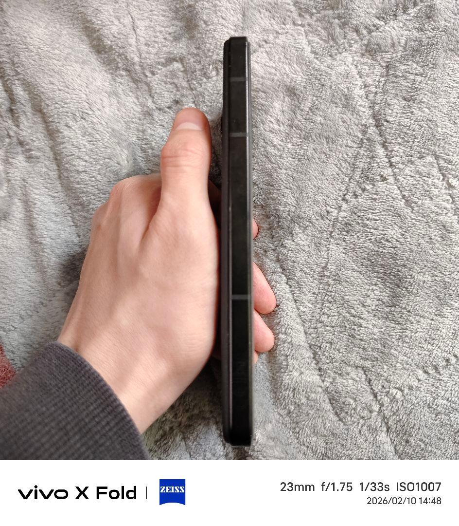 M*y様 ZenFone9 8/256 SIMフリー カメラ不良