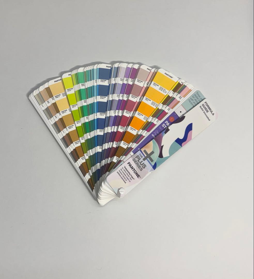 その他 PANTONE PLUS SERIES Formula Guide