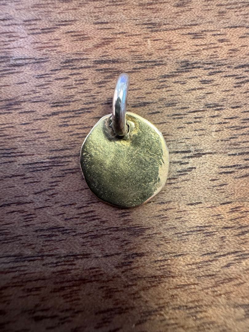 アクセサリー LARRY SMITH EAGLE FACE MEDAL XS 18K