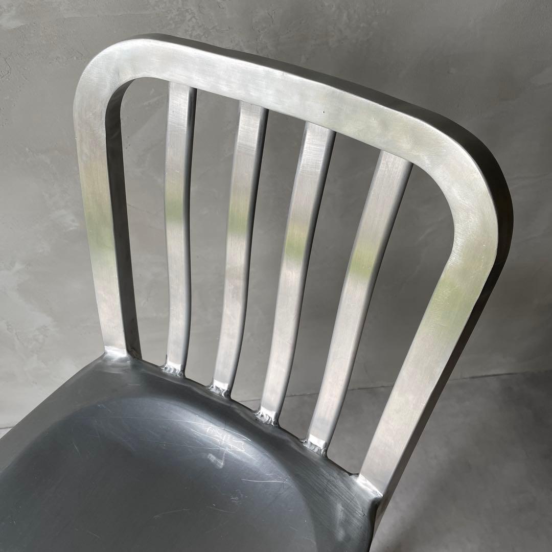 ネイビーチェア　アルミニウム製　バースツール　ハイチェア　シルバー　軽量