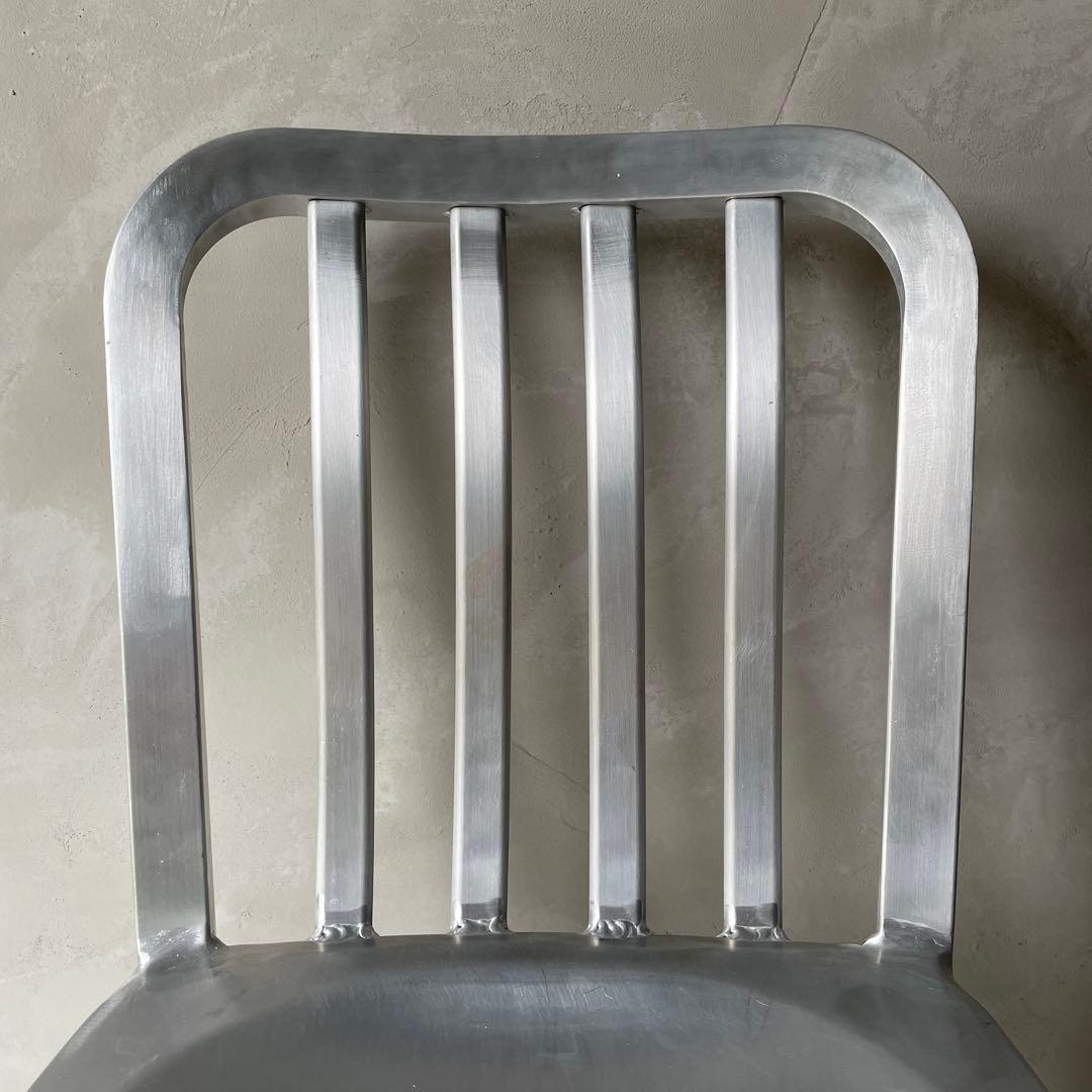 ネイビーチェア　アルミニウム製　バースツール　ハイチェア　シルバー　軽量