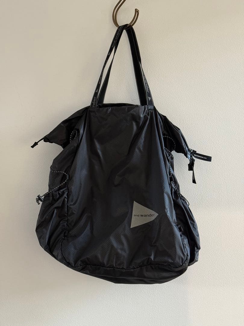 〈and wander〉sil tote bag トートバッグ 2way 黒
