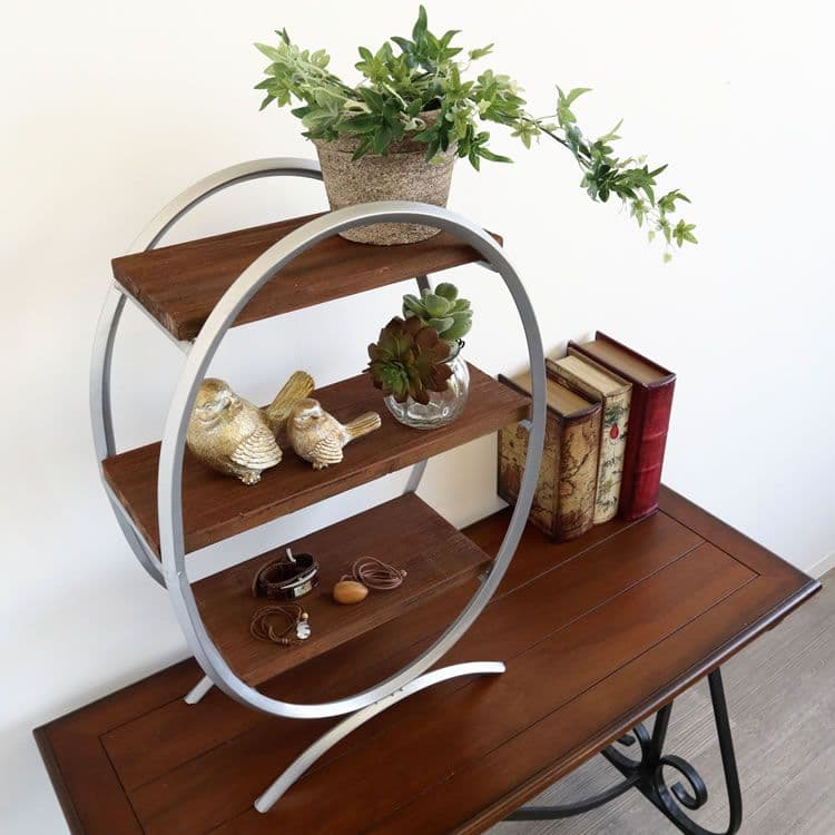 3段ディスプレイシェルフ