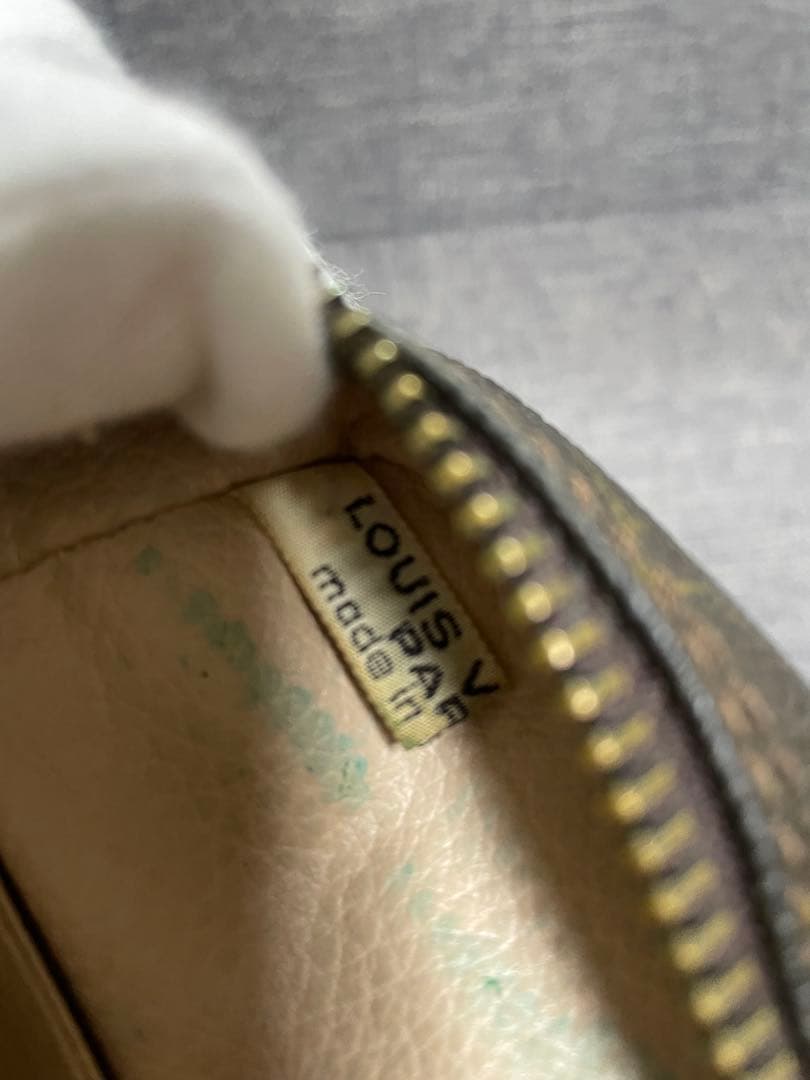 廃版品✨ルイ・ヴィトントゥルーストワレット　化粧ポーチ　モノグラム