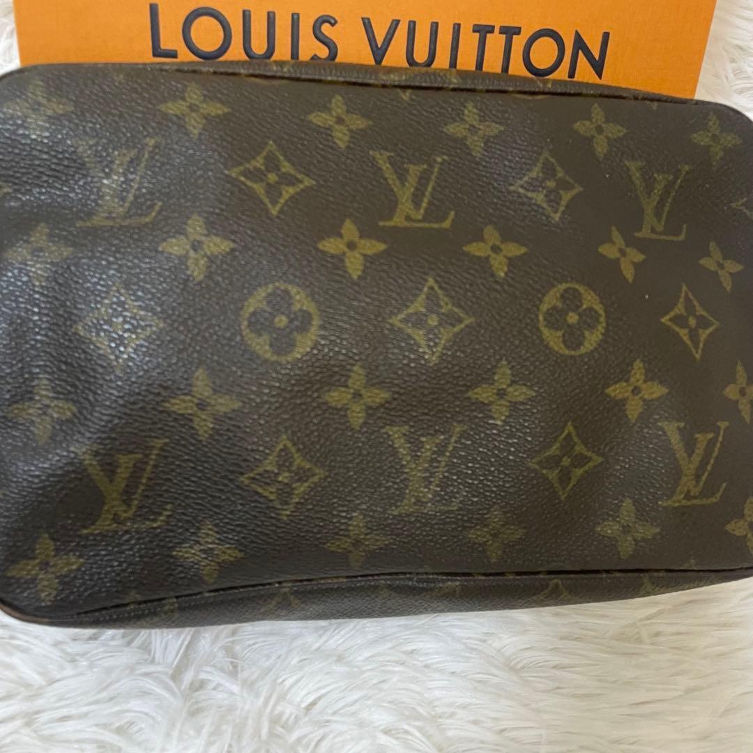 廃版品✨ルイ・ヴィトントゥルーストワレット　化粧ポーチ　モノグラム