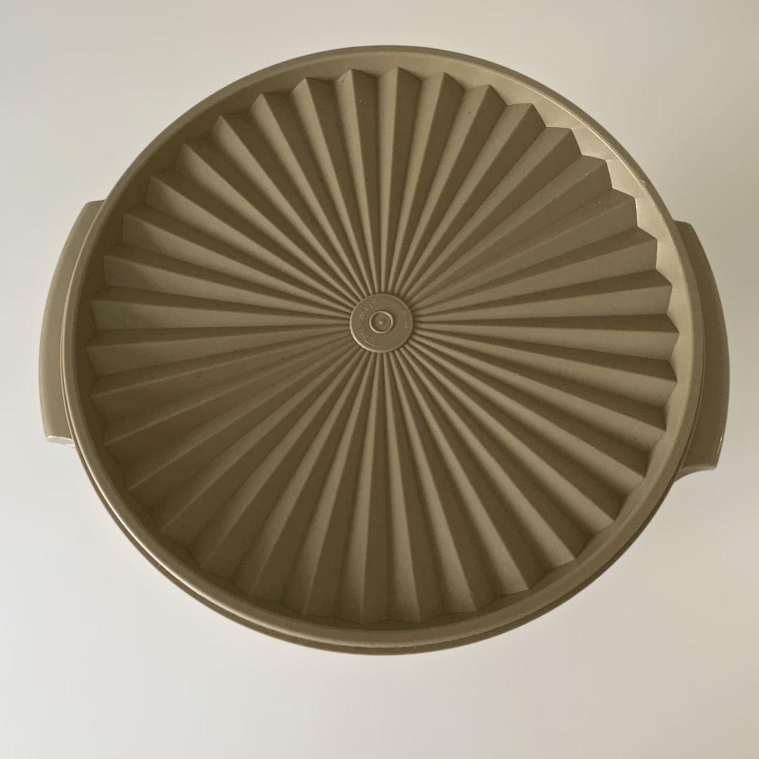 タッパーウェア　マキシクィーンデコレーター