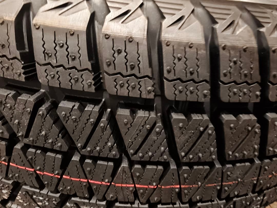 【新品】2025年製ブリヂストン DMV3 235/55R18 スタッドレス③