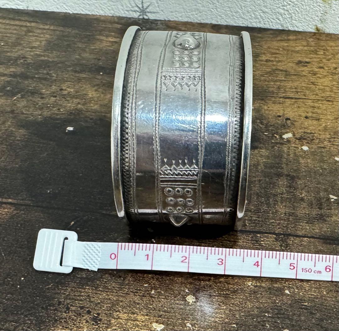 着画あり　激レア オールドストック トゥアレグ族 ワイドバングル