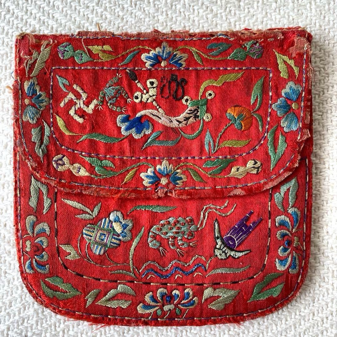 アンティーク シルクロード チャイナ チベット 赤シルク古刺繍 3口袋 時代物