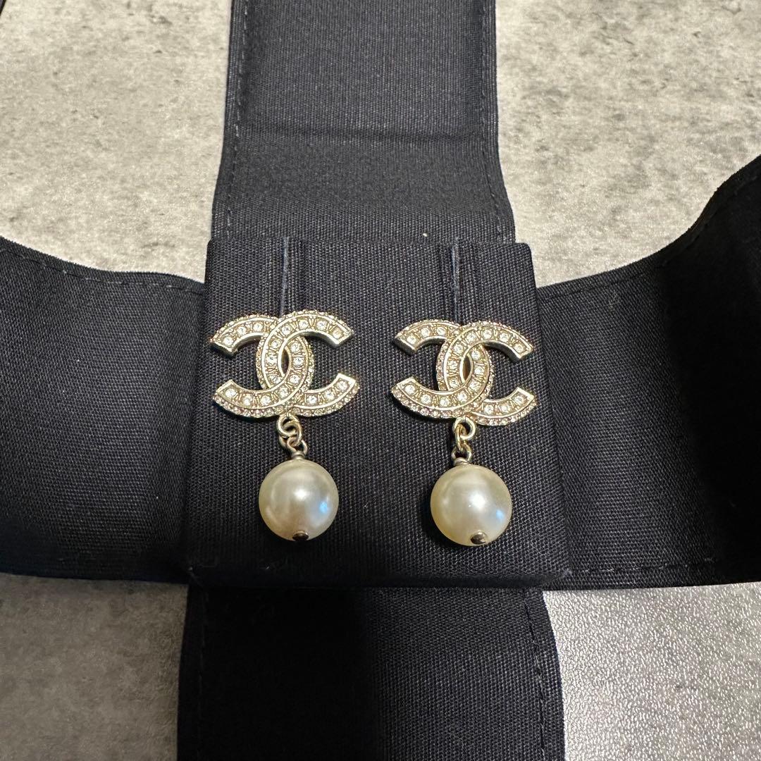 シャネル CHANEL ピアス レディース CCマーク ゴールド