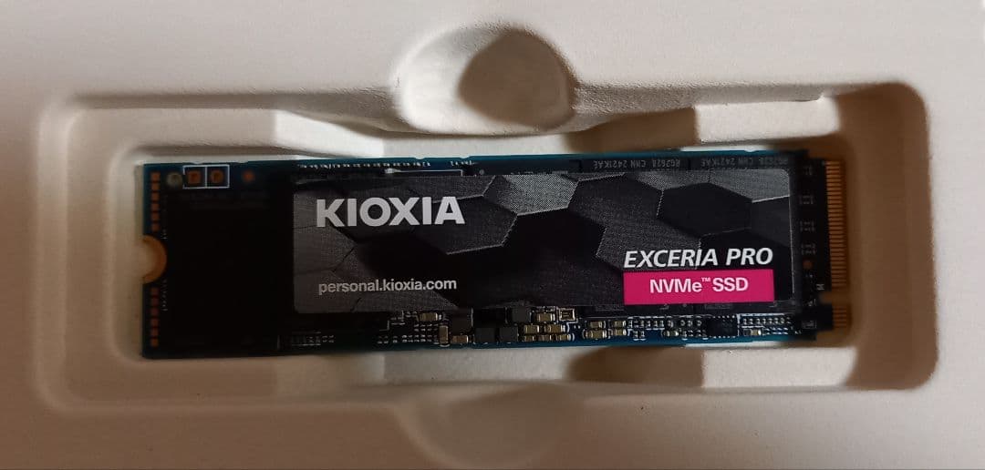 内蔵型SSD KIOXIA EXCERIA PRO 1000.2GB NVMe SSD
