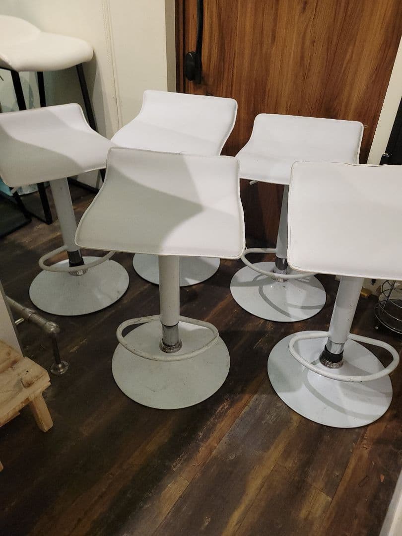 ⭐引き取り限定⭐ ホワイト調整可能バースツール5脚セット