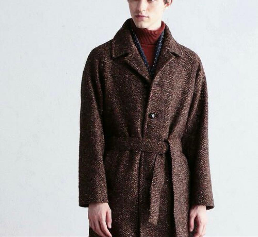 MOESSMER 高級　定価9.7万　TOMORROWLAND ベルテッドコート