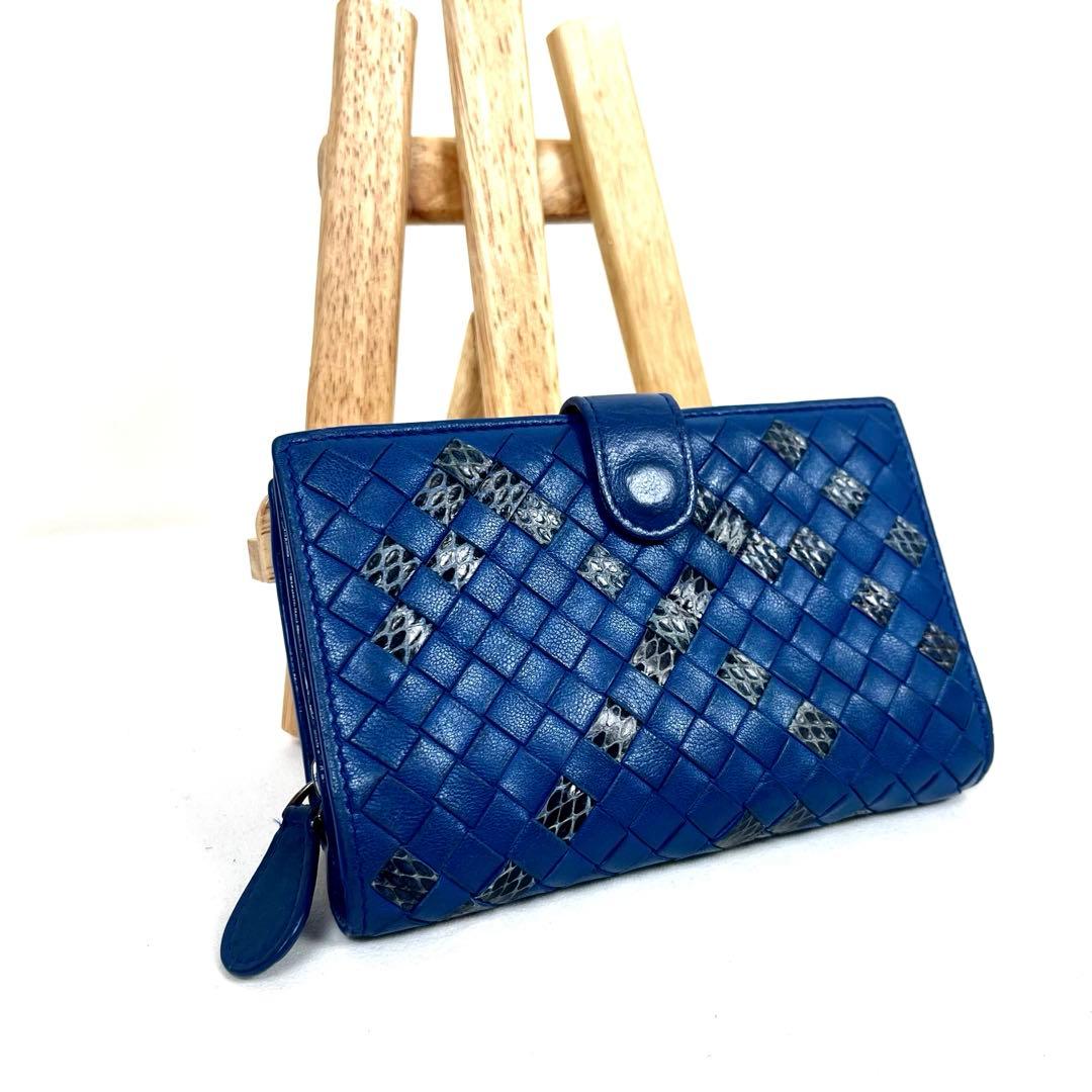 ボッテガヴェネタ　二つ折り財布　イントレチャート　パイソン　ラウンドファスナー